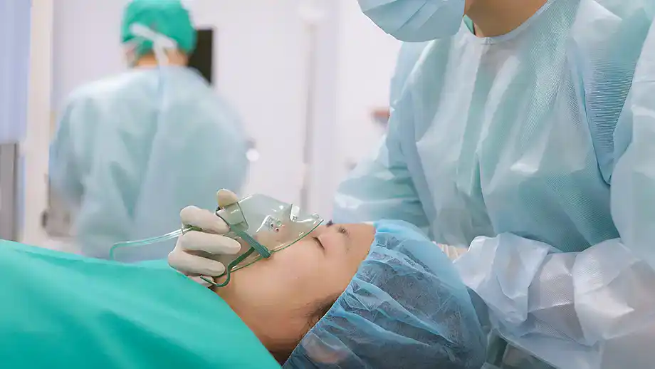 Anesteziologa loma operācijā